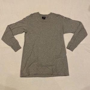 Noiz Long Sleeve t-shirt. Solid grey, medium
